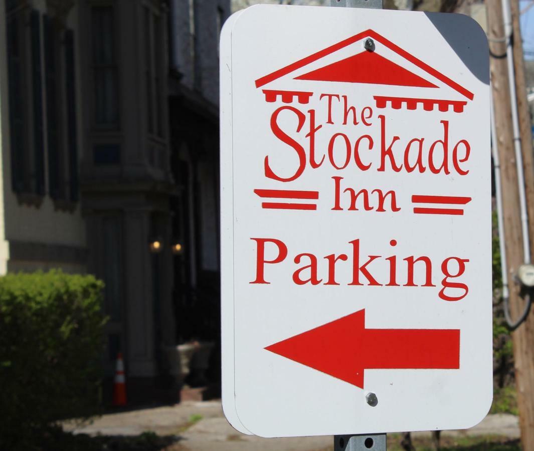 The Stockade Inn Schenectady Bagian luar foto