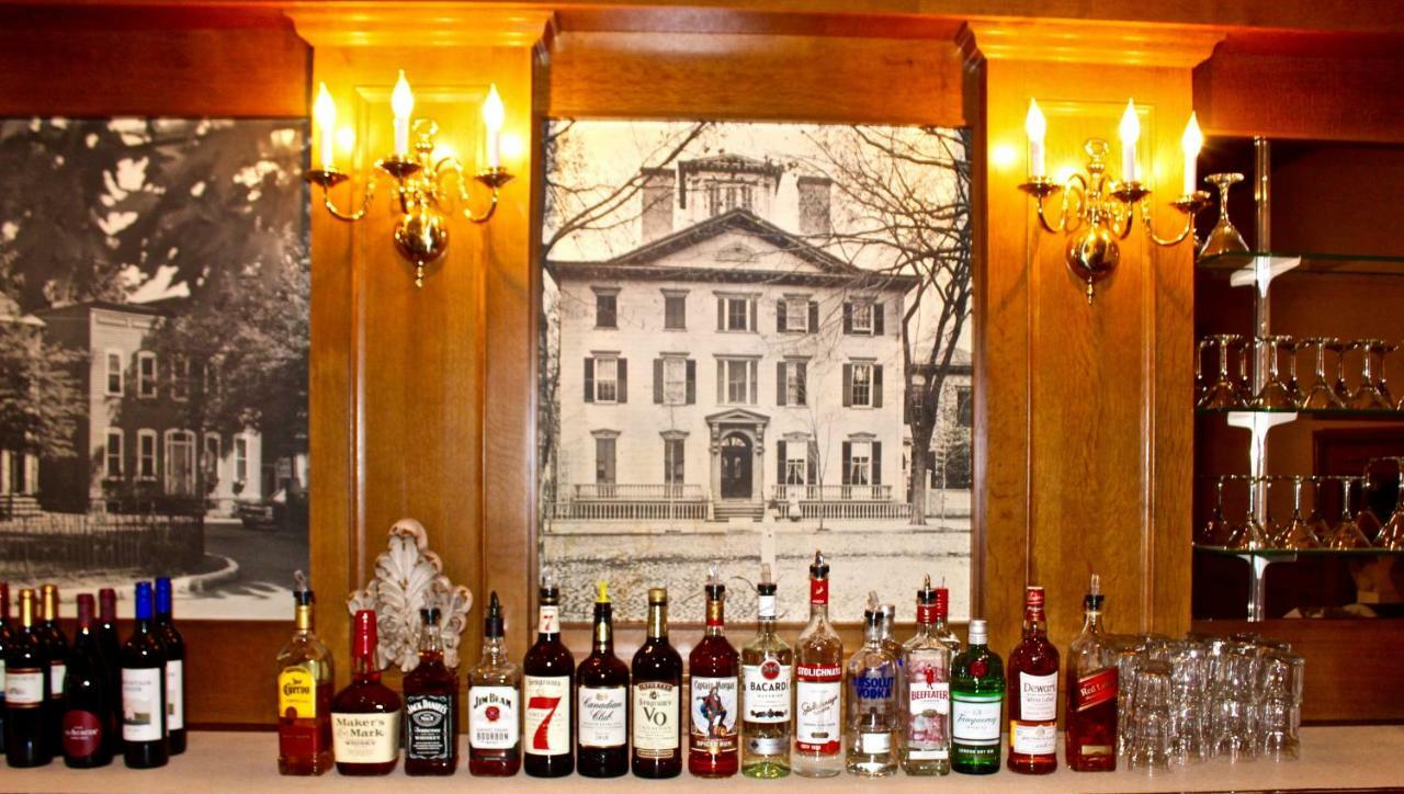 The Stockade Inn Schenectady Bagian luar foto